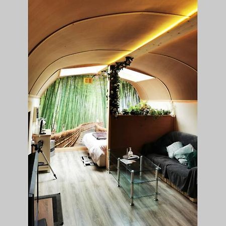 Lazy Lodge Glamping Pod With Hot Tub Port Laoise Exteriér fotografie
